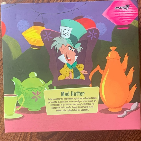 Super7 Disney Alice in Wonderland Mad Hatter Toy Set - Green and Yellow NIB - Picture 2 of 5